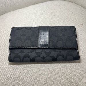 Coach Black Signature Continental Wallet